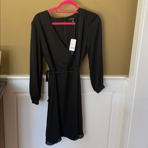 NWT black Banana Republic dress size 4